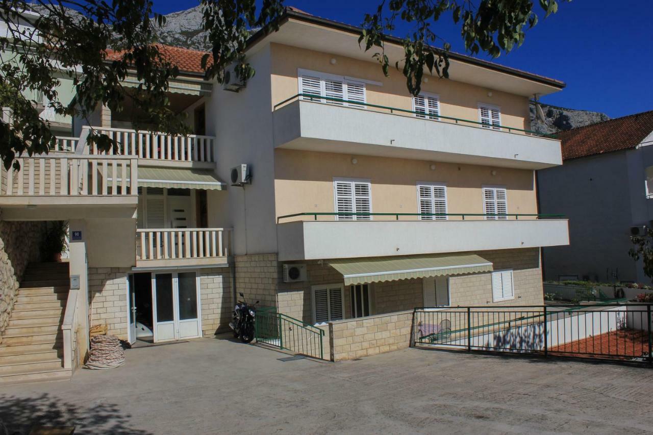 Apartments Pino Makarska Exteriör bild